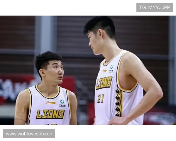 山东泰山战术体系失衡与管理层动荡,豪门定位面临阶段性挑战 山东泰山战术体系失衡与管理层动荡,豪门定位面临阶段性挑战