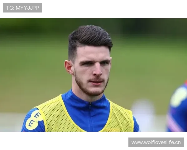 现代6号位模板：赖斯如何重新定义后腰