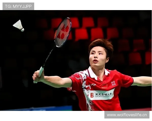 石宇奇训练完直接拎爱马仕去喝下午茶？